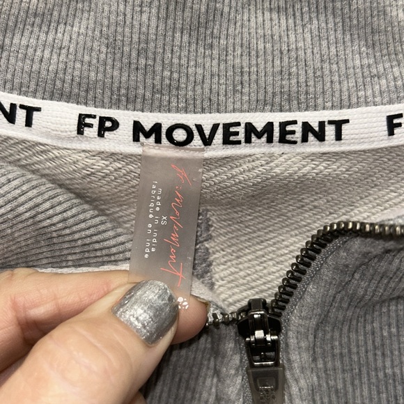 FP Movement pull over size xsmall Gray Quarter-Zip Women's Top - Picture 2 of 5